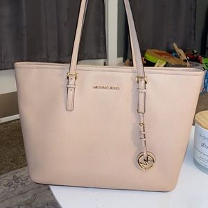 Michael Kors Jet set